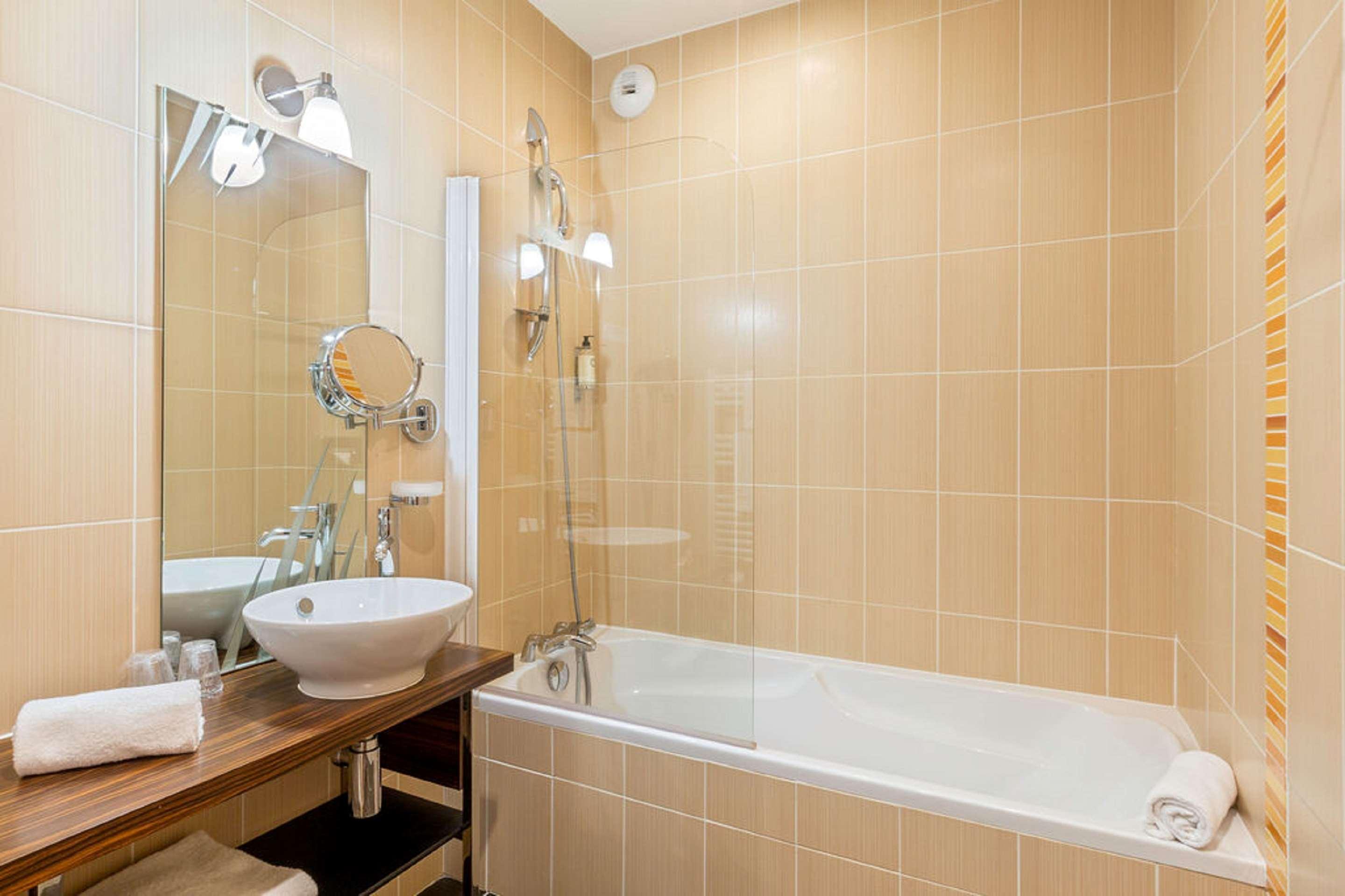 Best Western Hotel Nuit De Retz Nantes Sud Port-Saint-Pere Exterior photo